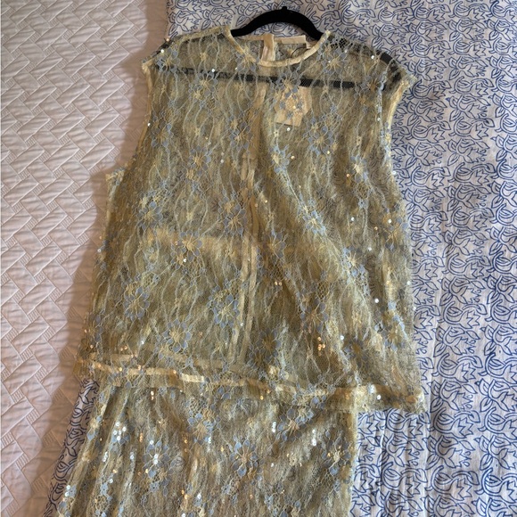 VRG GRL Sheer Lace Sequin Set - Picture 2 of 2